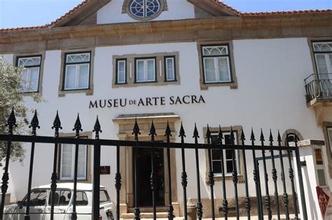 De Museu de Arte Sacra: Een Oase van Spirituele Schoonheid en Koloniale Glorie!