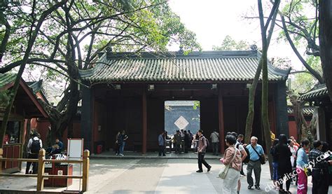 De Wuhou Tempel: Een Oasis van Kalmte en Historische Pracht in Chengdu!